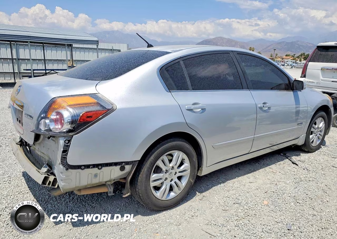 2010 Nissan Altima Hybrid VIN:1N4CL2AP7AC130892 - 3