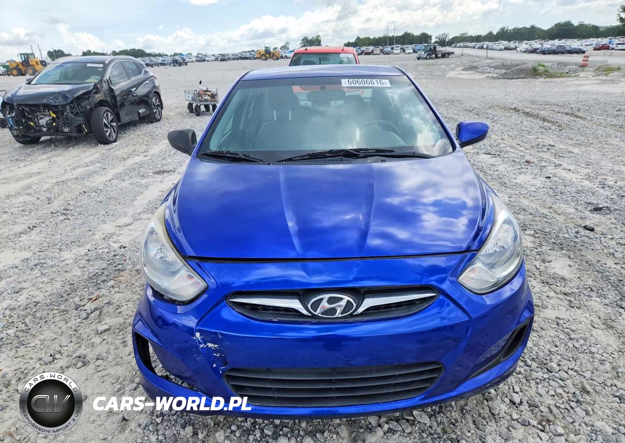 2013 Hyundai Accent Gls VIN:KMHCT4AE6DU309925 - 4