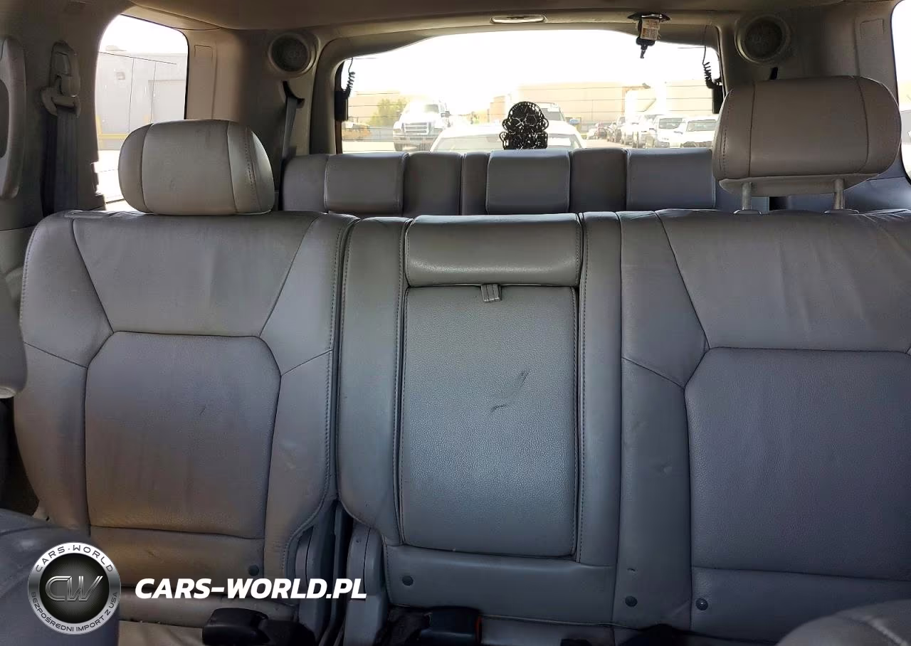 2010 Honda Pilot Touring VIN:5FNYF4H86AB022218 - 10
