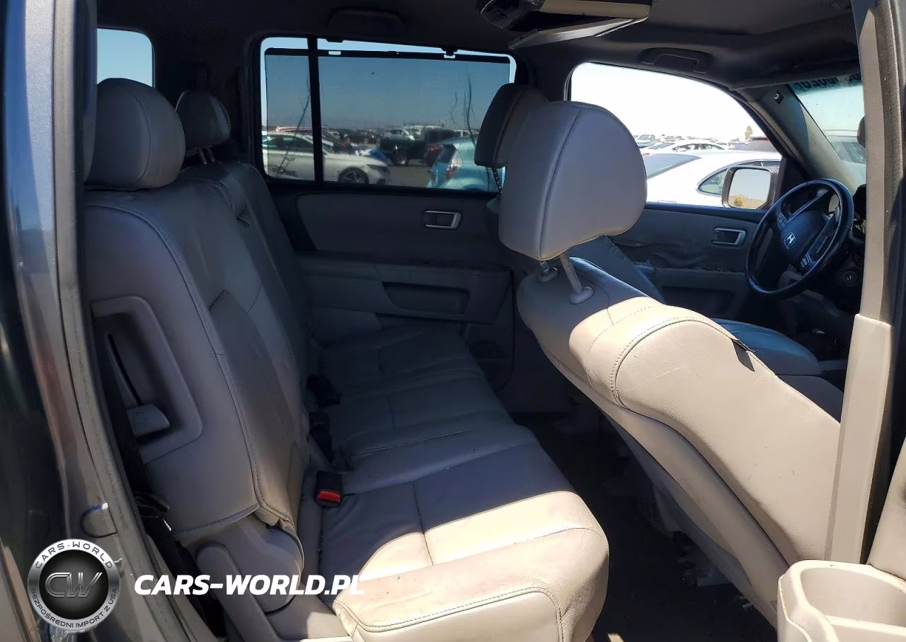 2010 Honda Pilot Touring VIN:5FNYF4H86AB022218 - 11