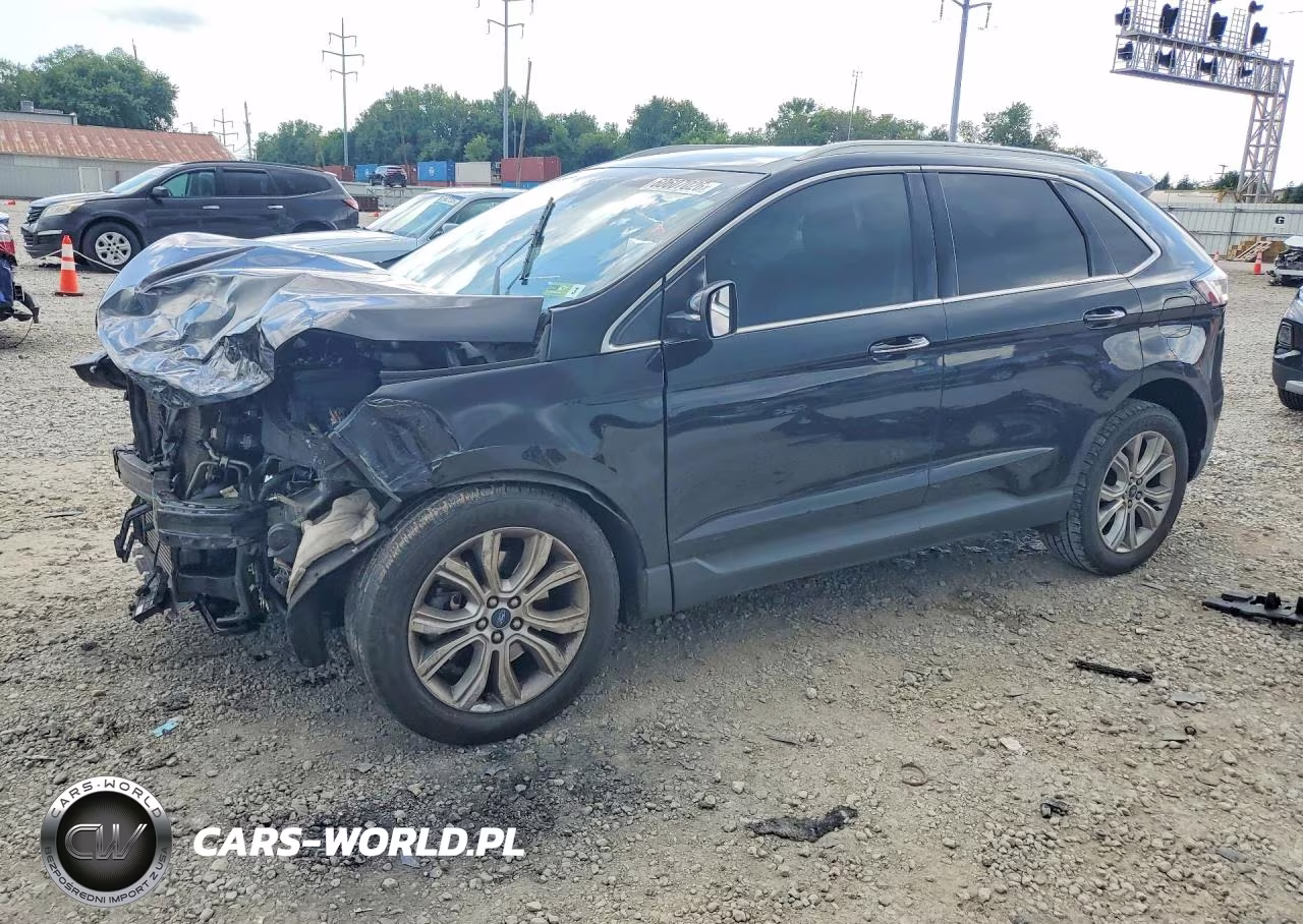 2019 Ford Edge Titanium