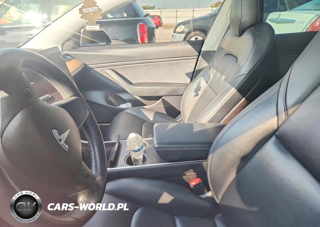 2019 Tesla Model 3 VIN:5YJ3E1EA2KF397155 - 7