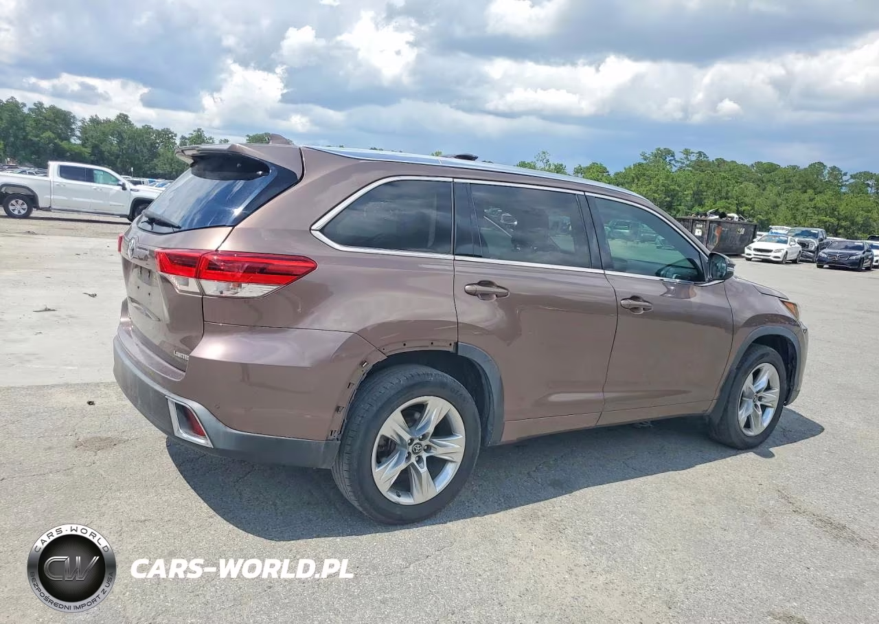 2018 Toyota Highlander Limited VIN:5TDYZRFH7JS242938 - 3
