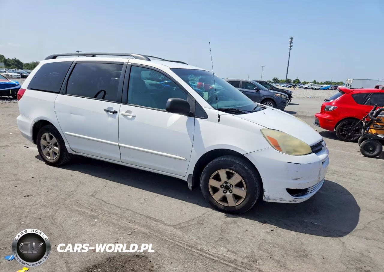 2004 Toyota Sienna Le 7 Passenger VIN:5TDZA23C24S000090 - 4