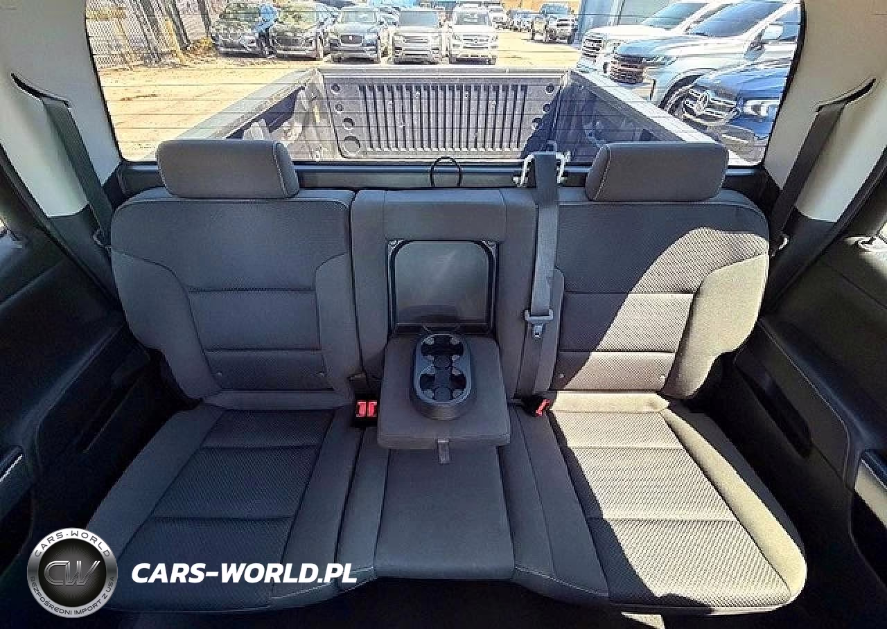 2018 Chevrolet Silverado C1500 Lt VIN:3GCPCRECXJG597832 - 10