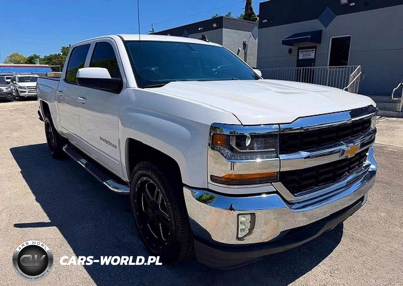 2018 Chevrolet Silverado C1500 Lt VIN:3GCPCRECXJG597832 - 4