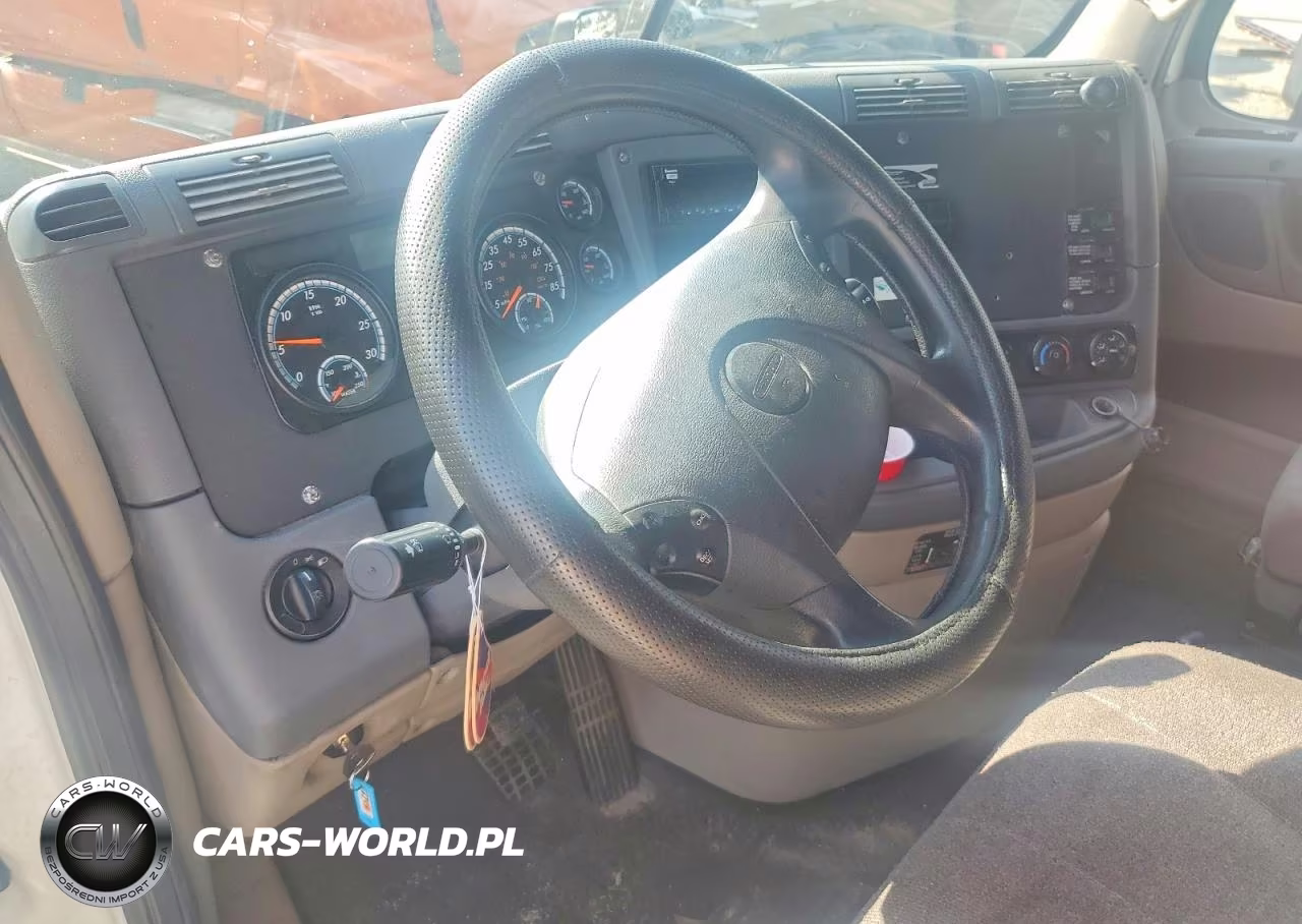 2019 Freightliner Cascadia 1 - Semi Truck VIN:1FUJGLDR1KLKD3014 - 8