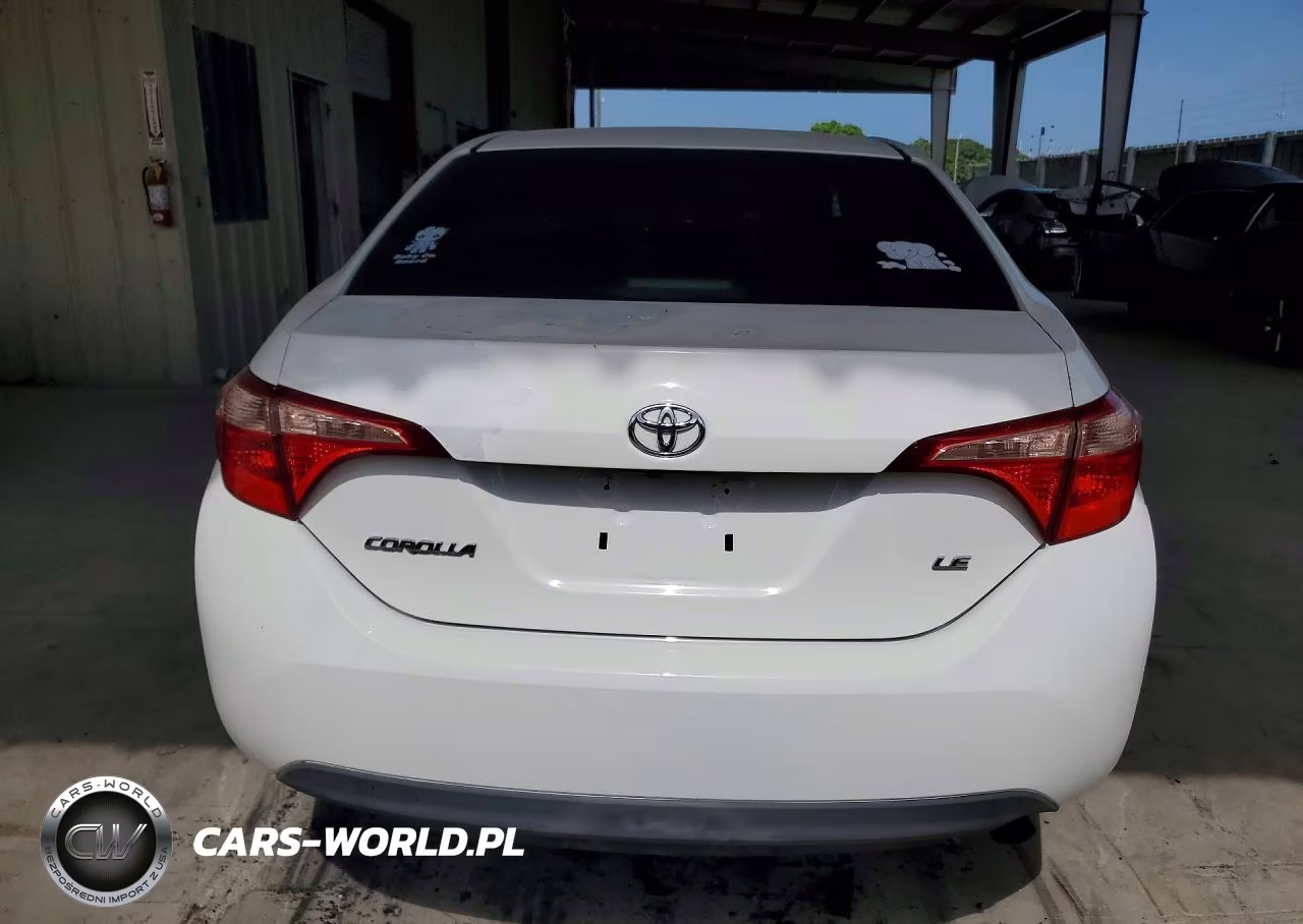 2017 Toyota Corolla Le VIN:5YFBURHE5HP593387 - 6