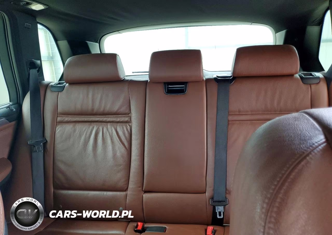 2013 BMW X5 xDrive50I VIN:5UXZV8C57DL426589 - 10