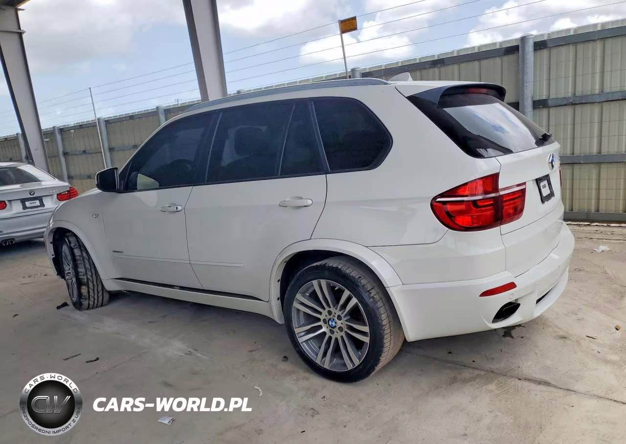 2013 BMW X5 xDrive50I VIN:5UXZV8C57DL426589 - 2