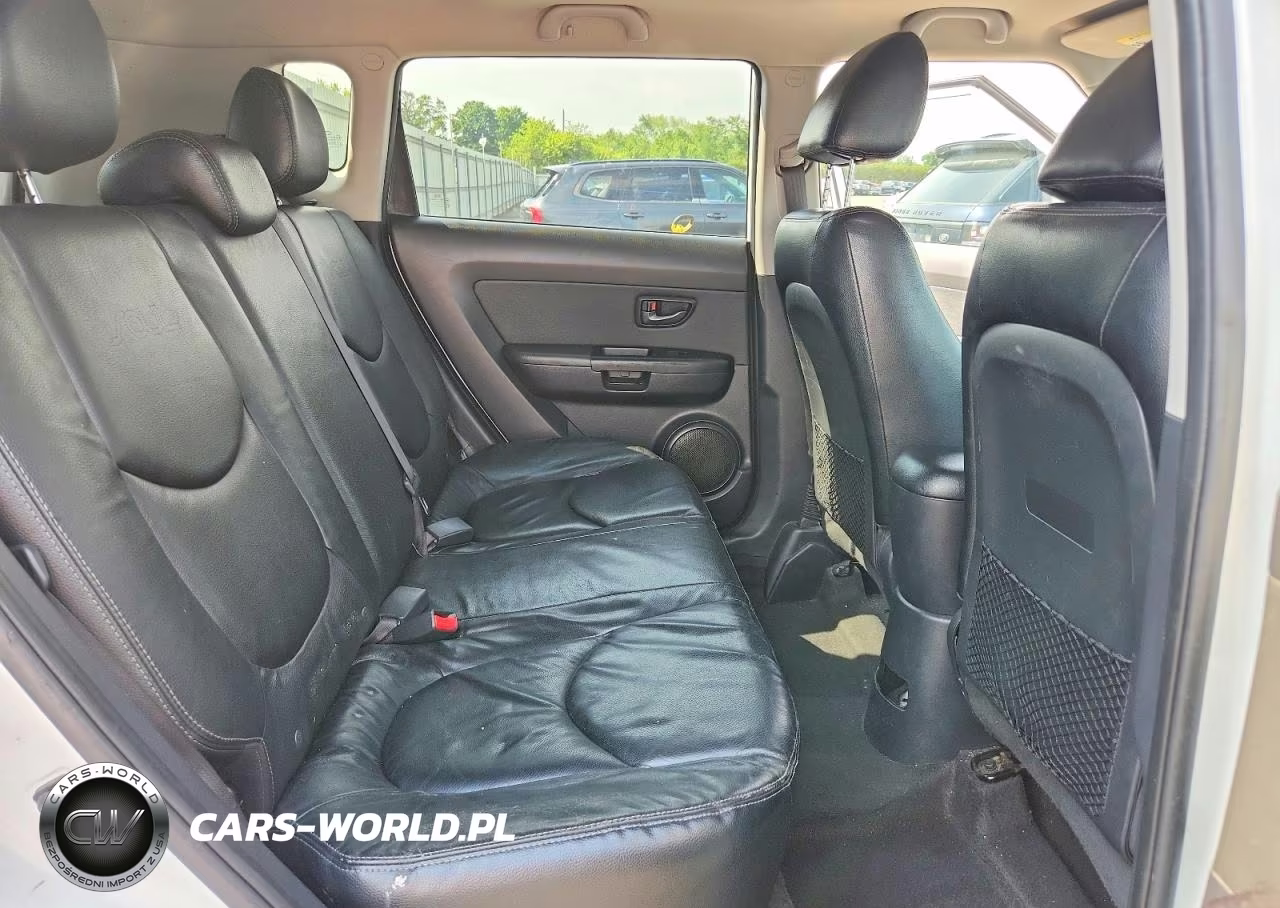2011 Kia Soul + VIN:KNDJT2A20B7729102 - 11