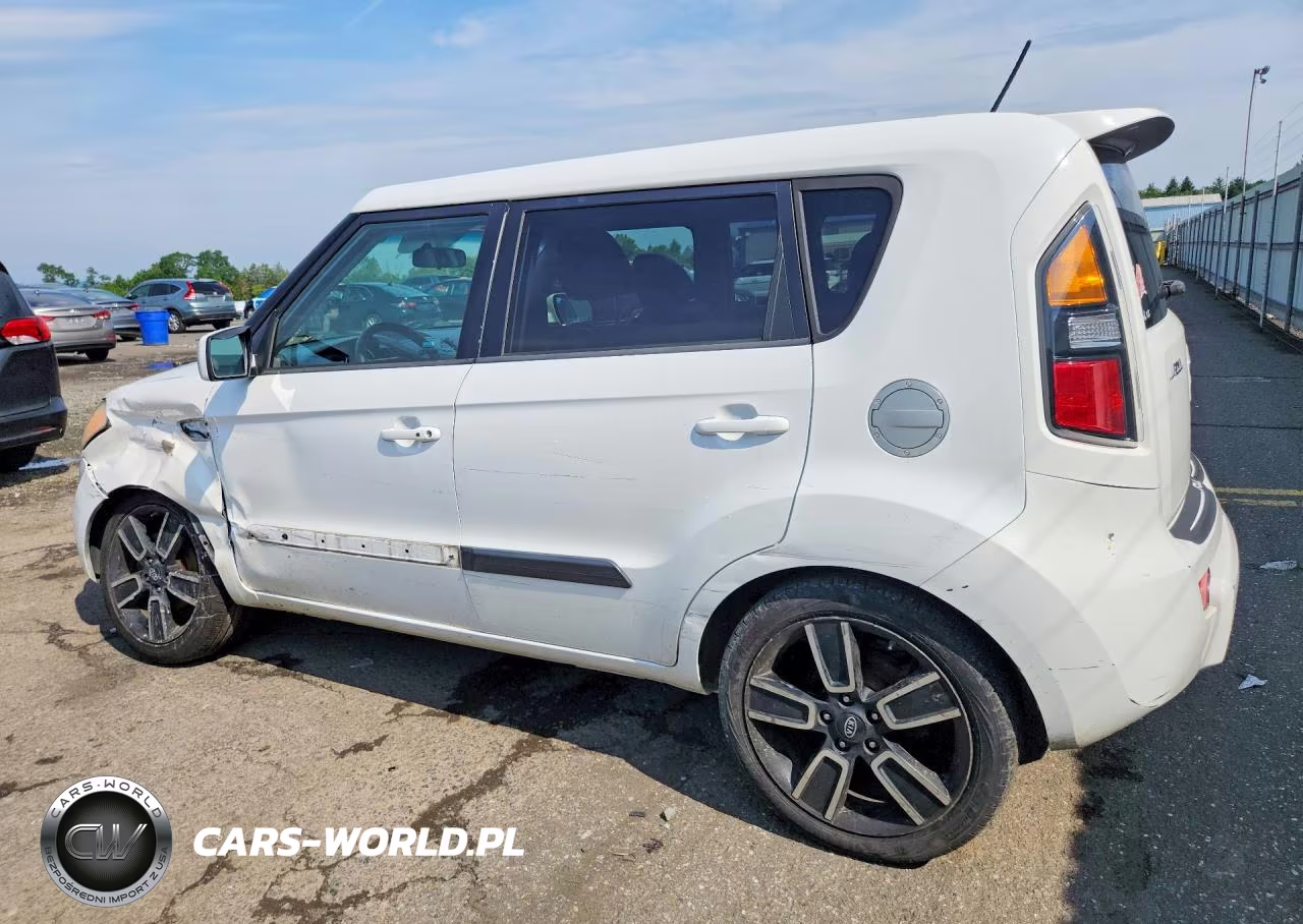 2011 Kia Soul + VIN:KNDJT2A20B7729102 - 2
