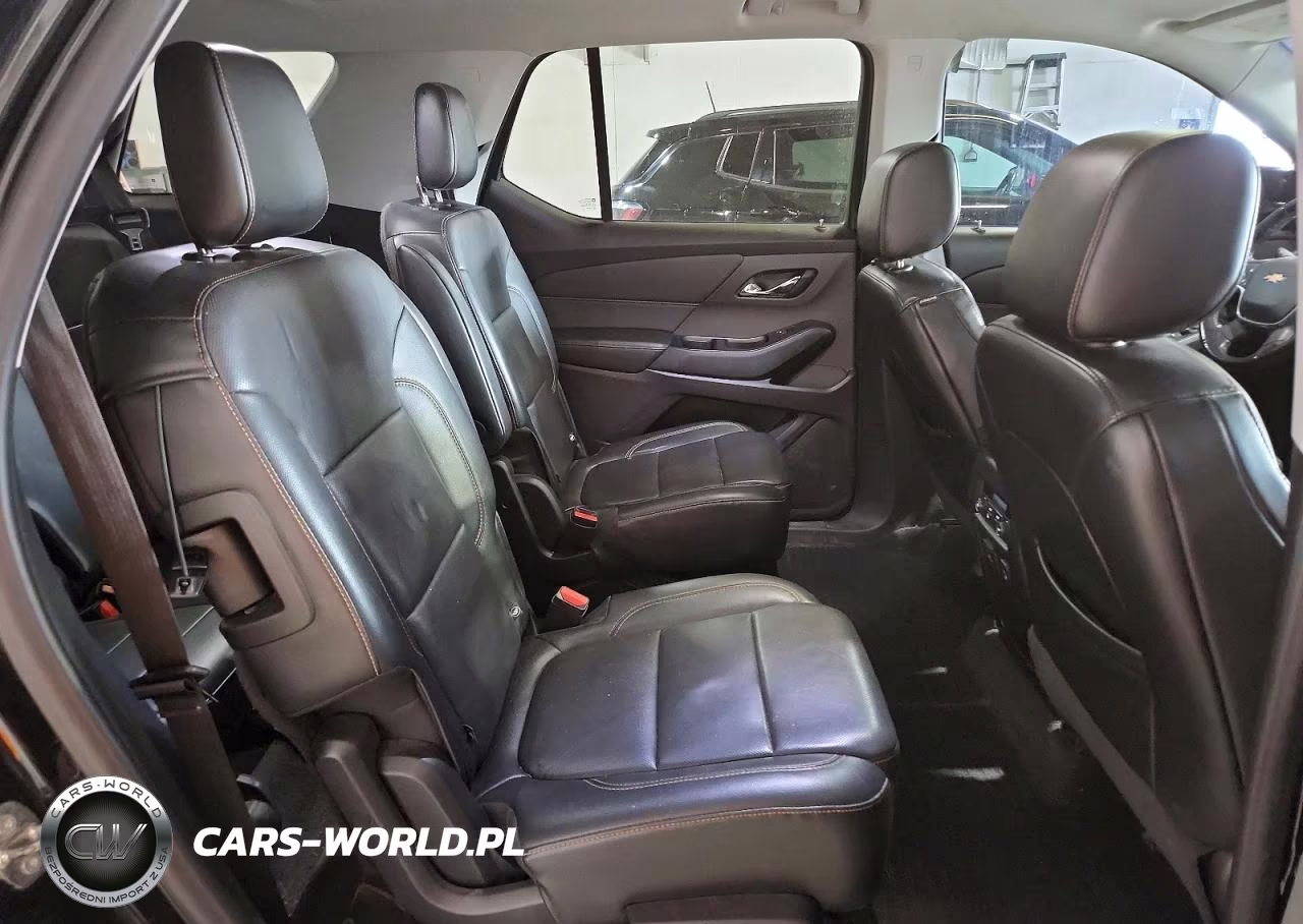 2018 Chevrolet Traverse Premier VIN:1GNEVJKW4JJ228360 - 11