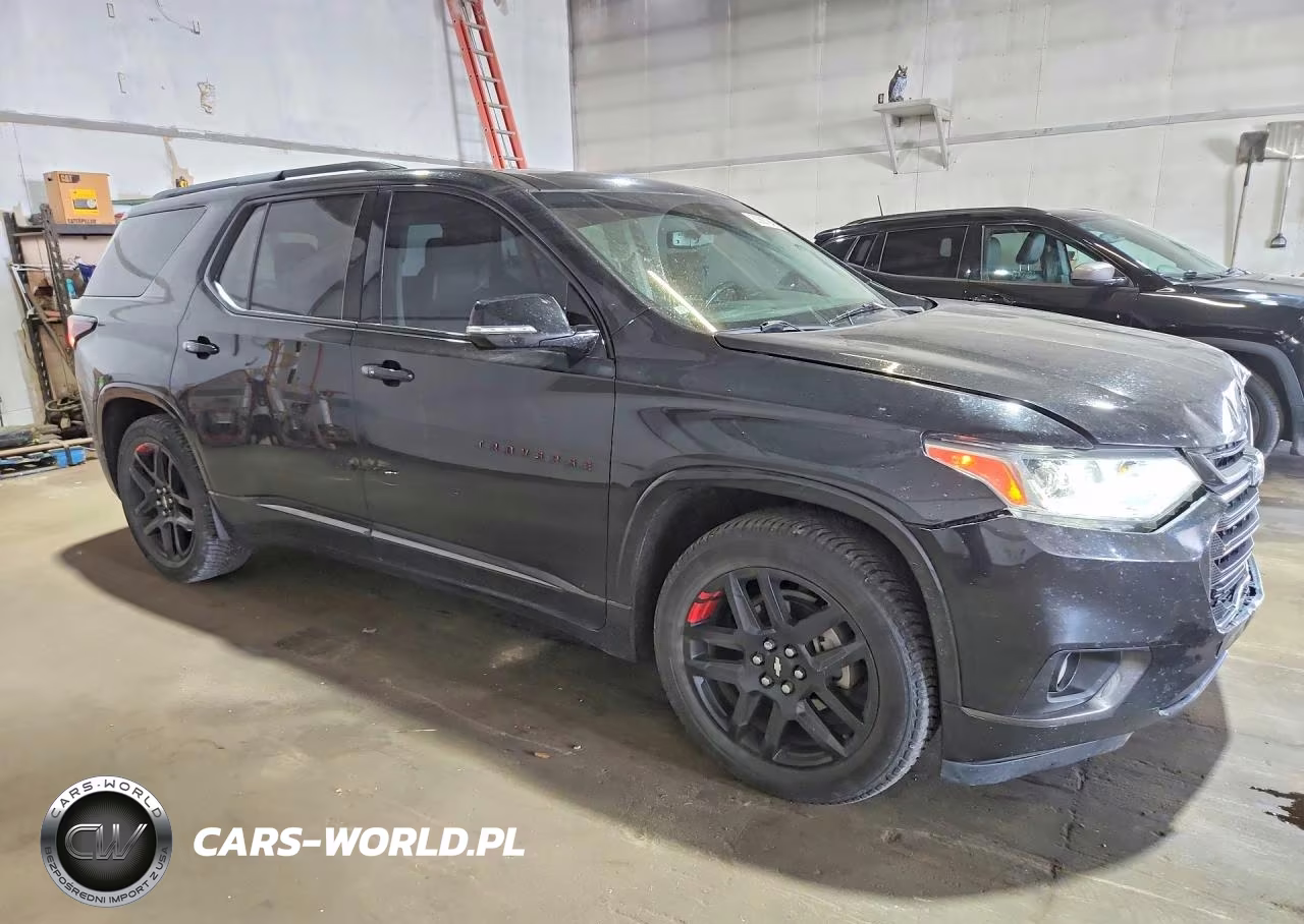 2018 Chevrolet Traverse Premier VIN:1GNEVJKW4JJ228360 - 4