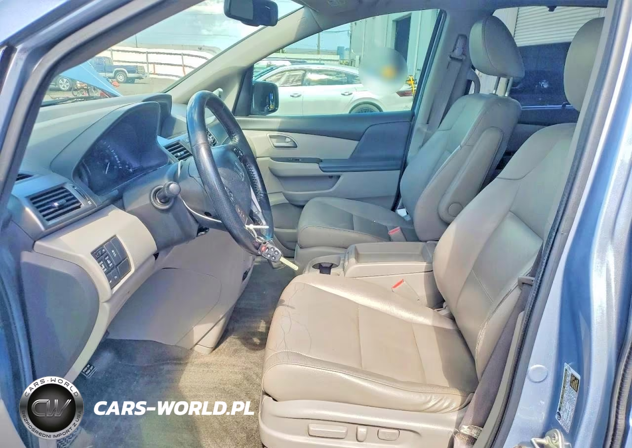 2013 Honda Odyssey Touring VIN:5FNRL5H91DB004483 - 7