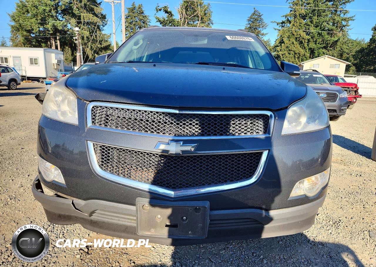 2010 Chevrolet Traverse Lt VIN:1GNLVGED3AS139975 - 5