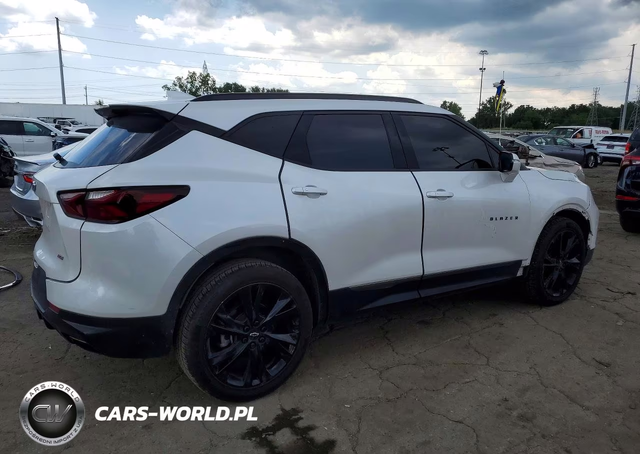 2021 Chevrolet Blazer Rs VIN:3GNKBERS1MS531153 - 3