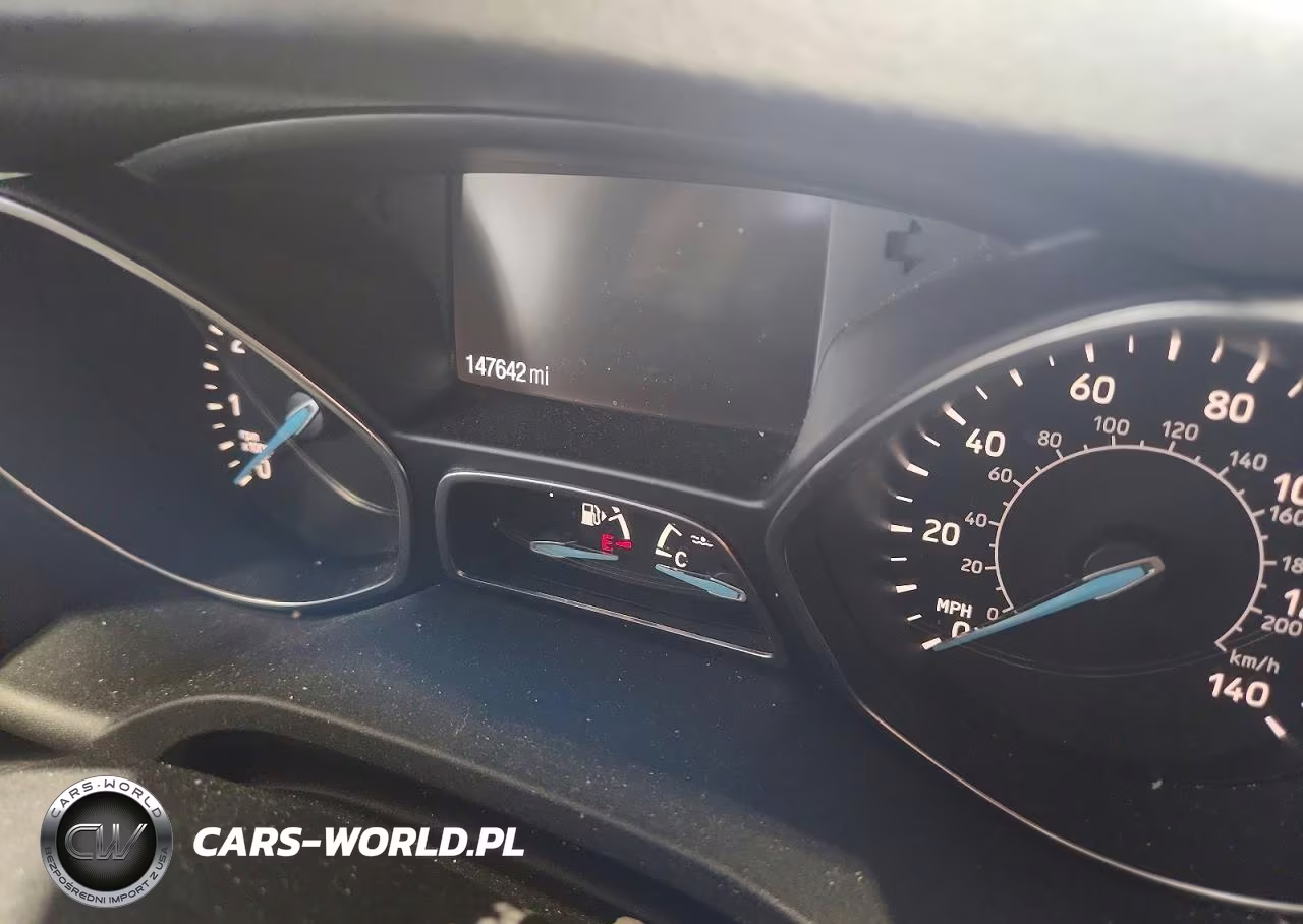 2018 Ford Escape Se VIN:1FMCU9GD0JUB10891 - 9