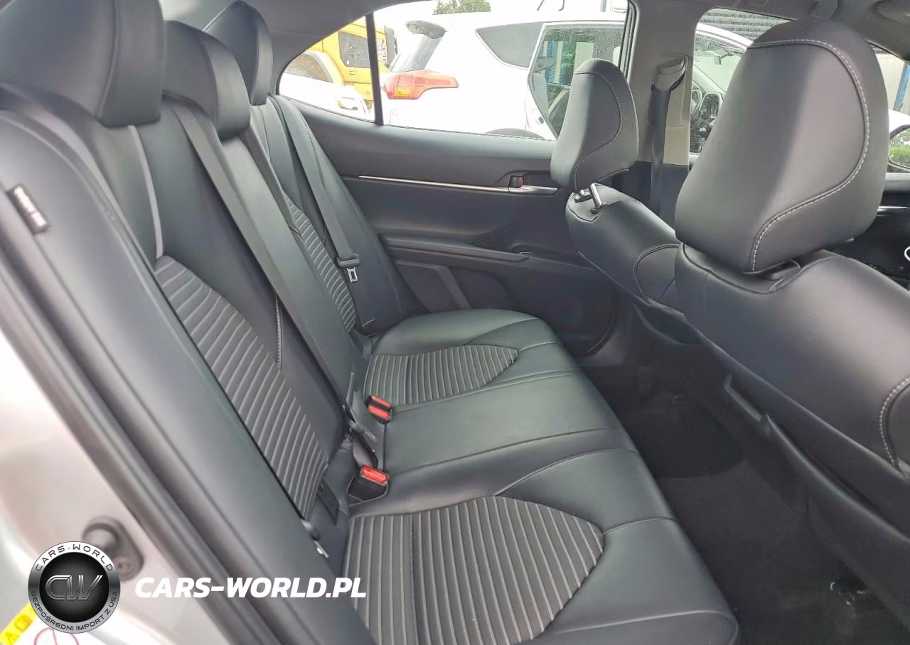 2018 Toyota Camry Se VIN:4T1B11HK8JU658253 - 10