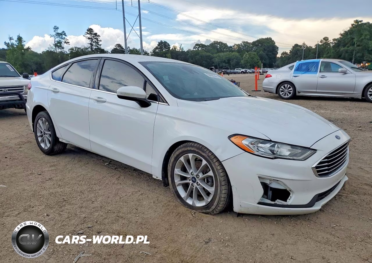 2020 Ford Fusion Se VIN:3FA6P0HD3LR132404 - 4