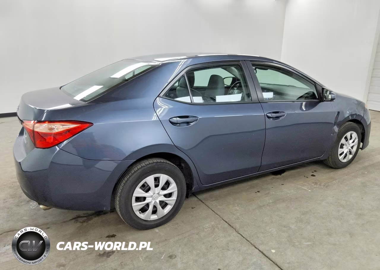 2019 Toyota Corolla L VIN:5YFBURHE1KP877364 - 3