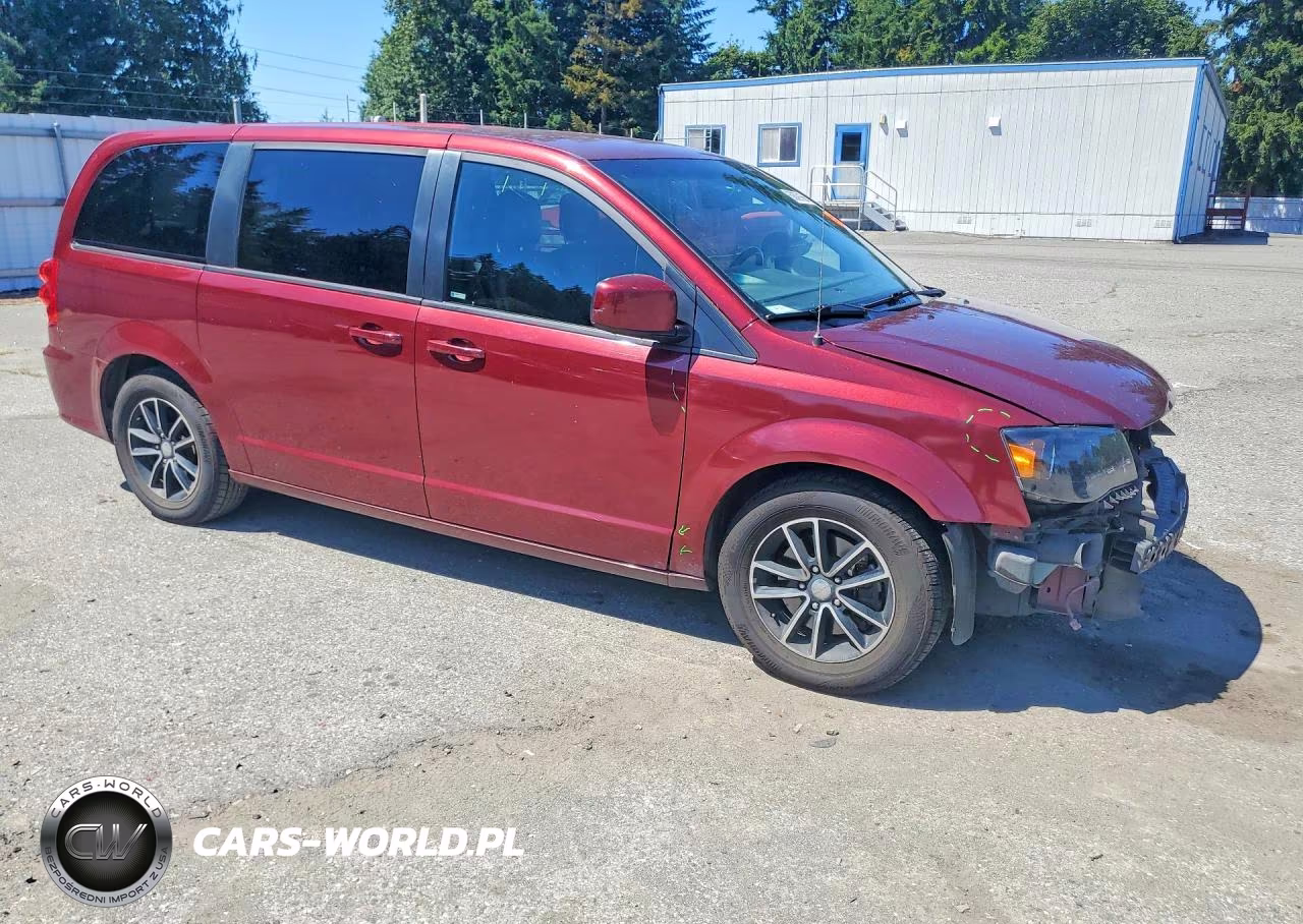 2018 Dodge Grand Caravan Gt VIN:2C4RDGEG3JR145499 - 4