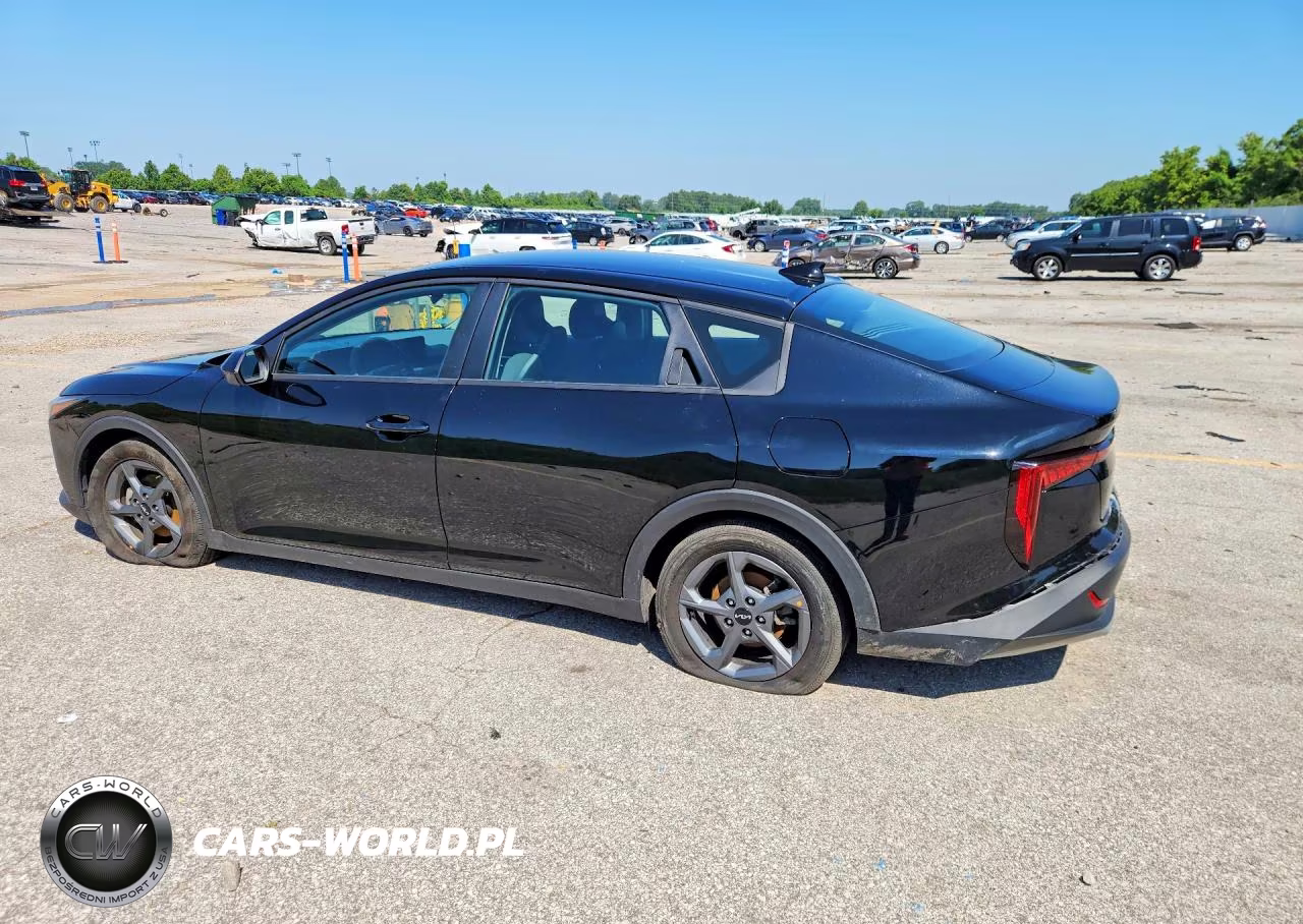 2025 Kia K4 Lxs VIN:3KPFT4DE8SE097800 - 2