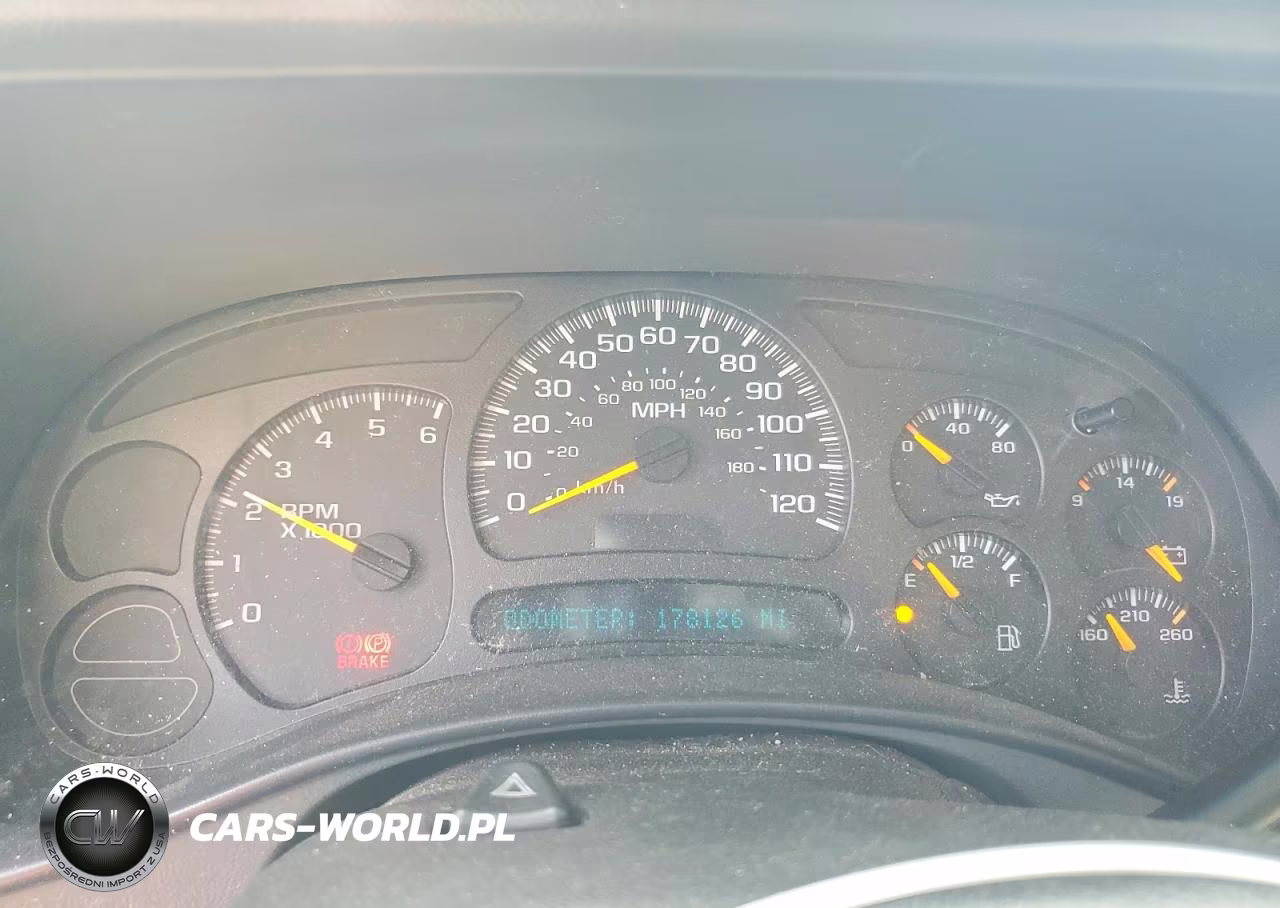 2005 Chevrolet Tahoe C1500 VIN:1GNEC13T85R176961 - 9