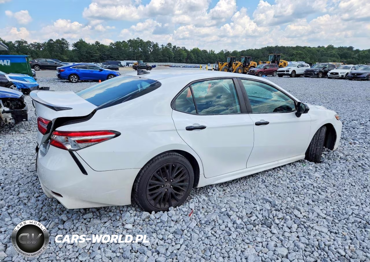 2019 Toyota Camry Se VIN:4T1B11HK8KU268383 - 3