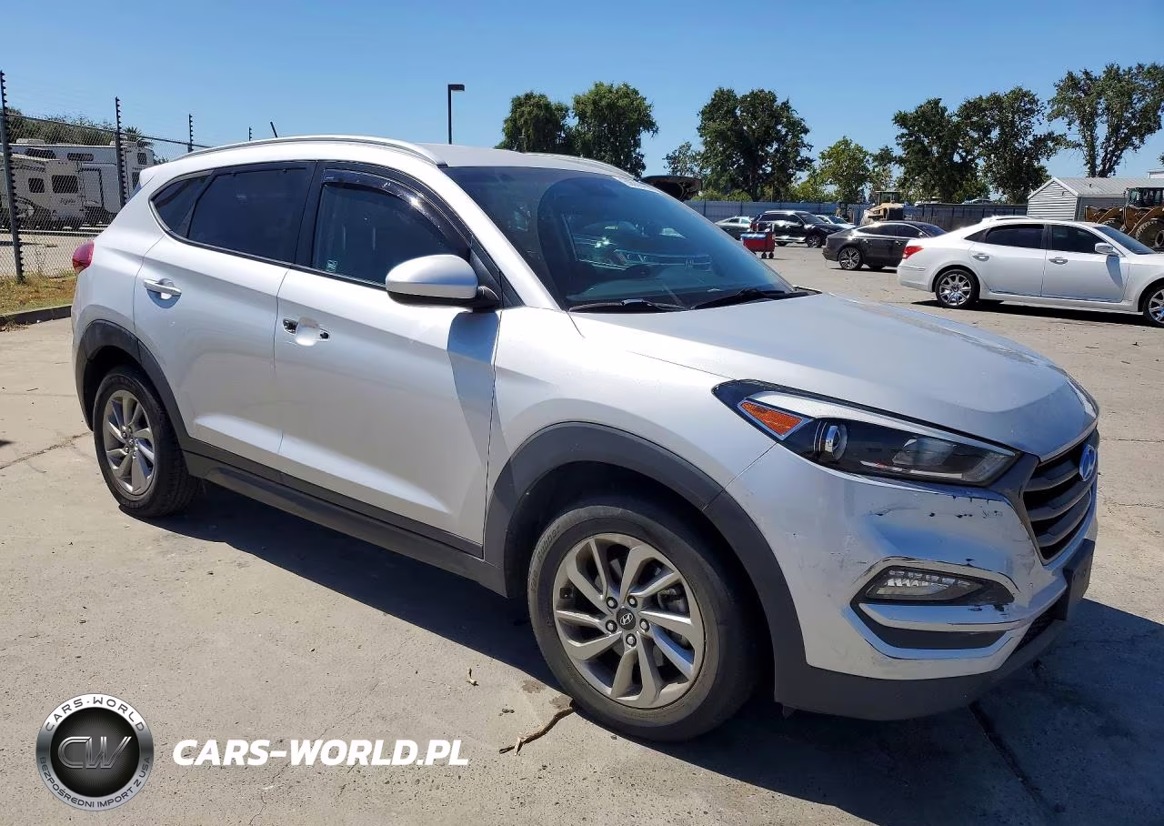 2016 Hyundai Tucson Se VIN:KM8J33A48GU130864 - 4