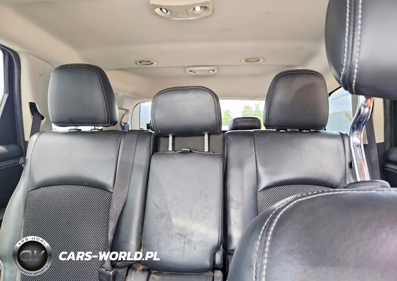 2015 Dodge Journey Crossroad VIN:3C4PDCGG8FT670074 - 10