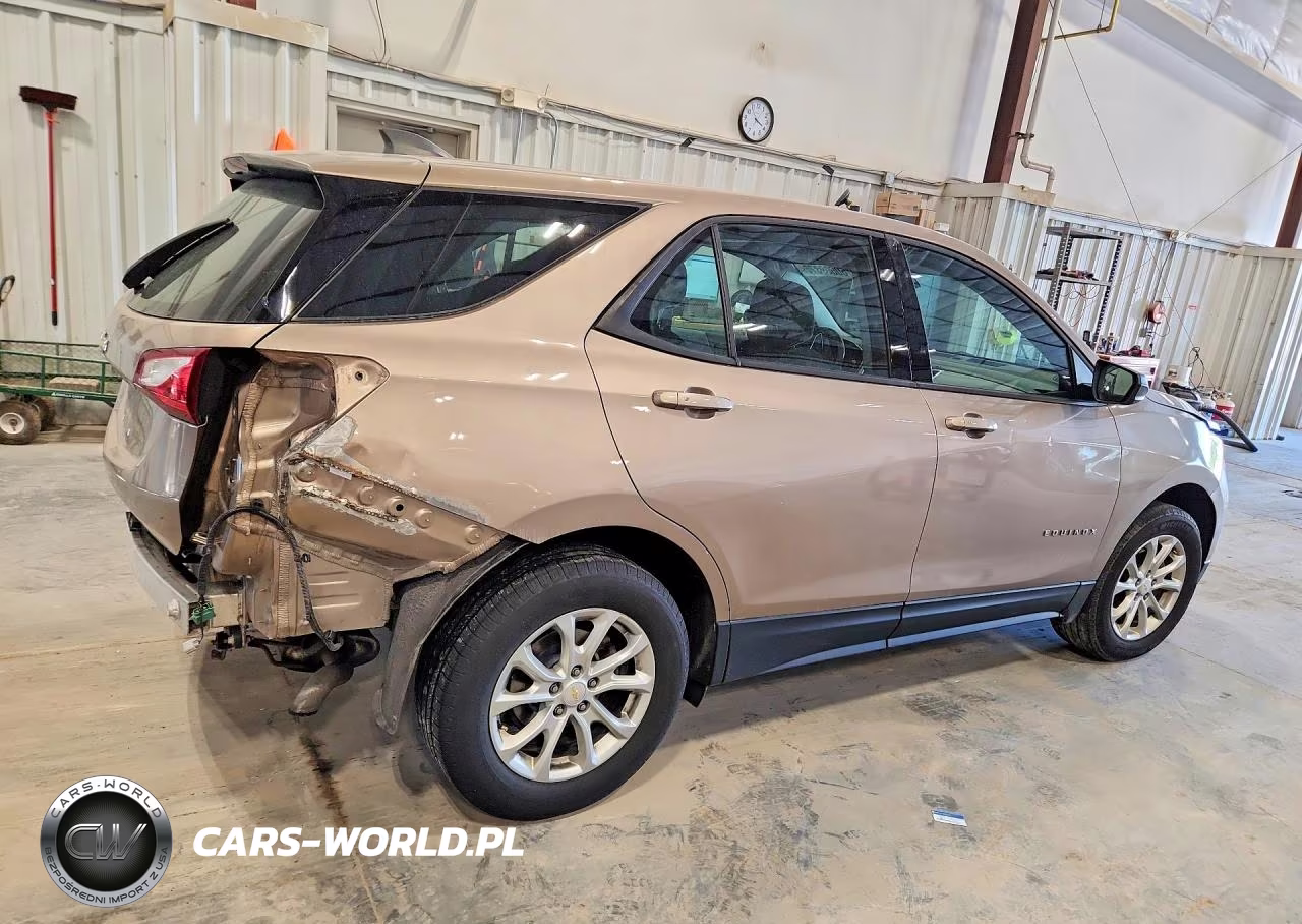 2018 Chevrolet Equinox Ls VIN:2GNAXHEV4J6148333 - 3