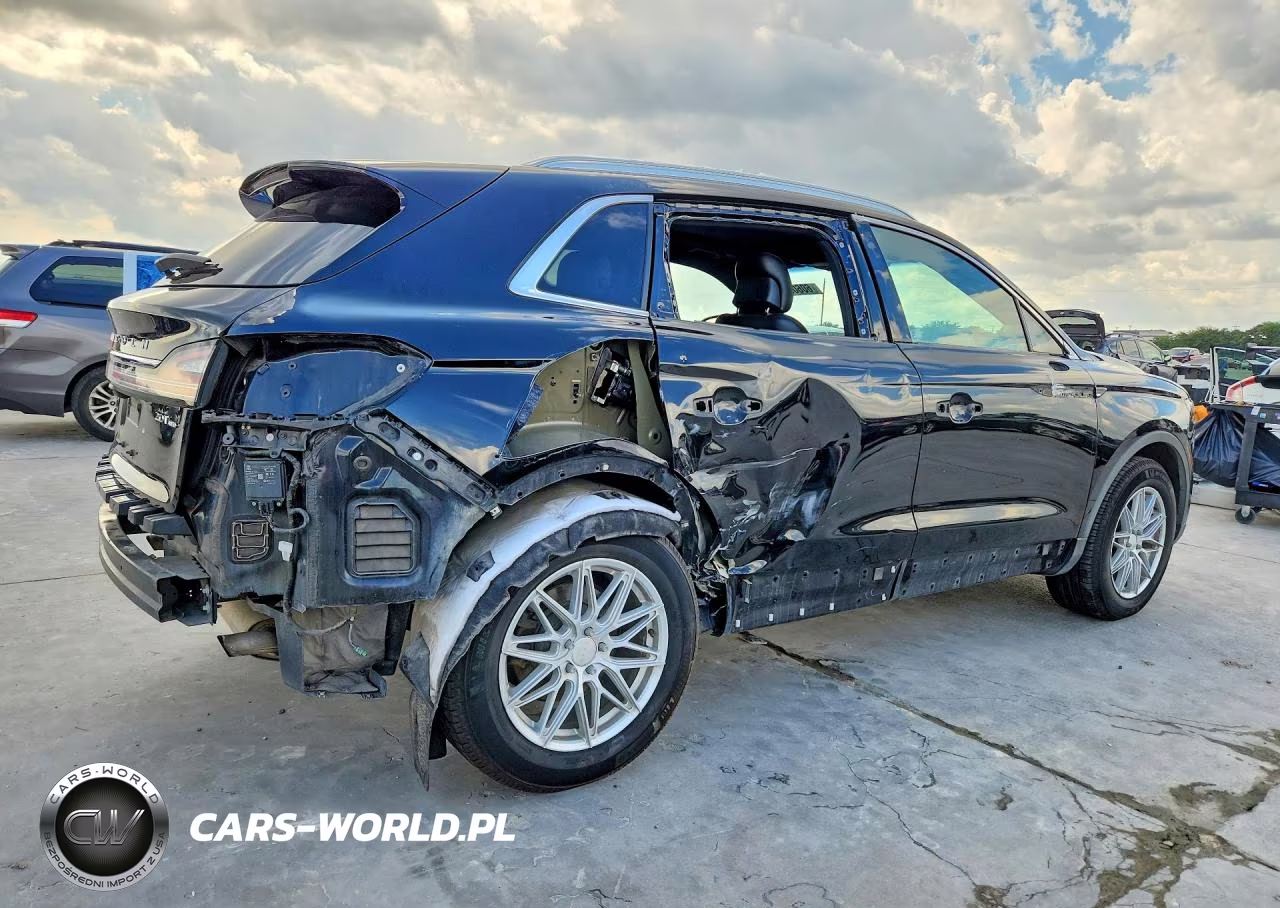 2019 Lincoln Nautilus Reserve VIN:2LMPJ8L92KBL61722 - 3