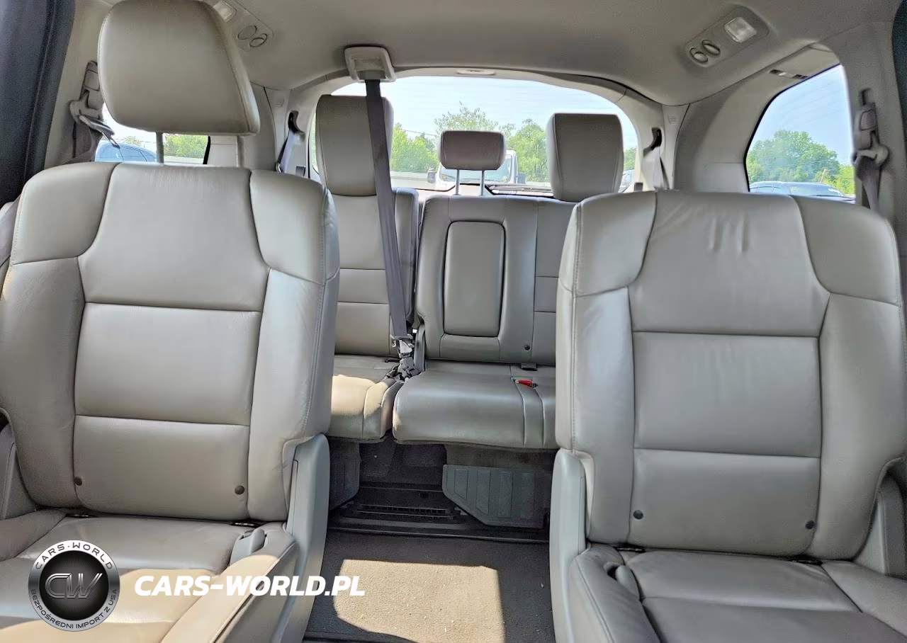 2011 Honda Odyssey Touring VIN:5FNRL5H99BB019908 - 10