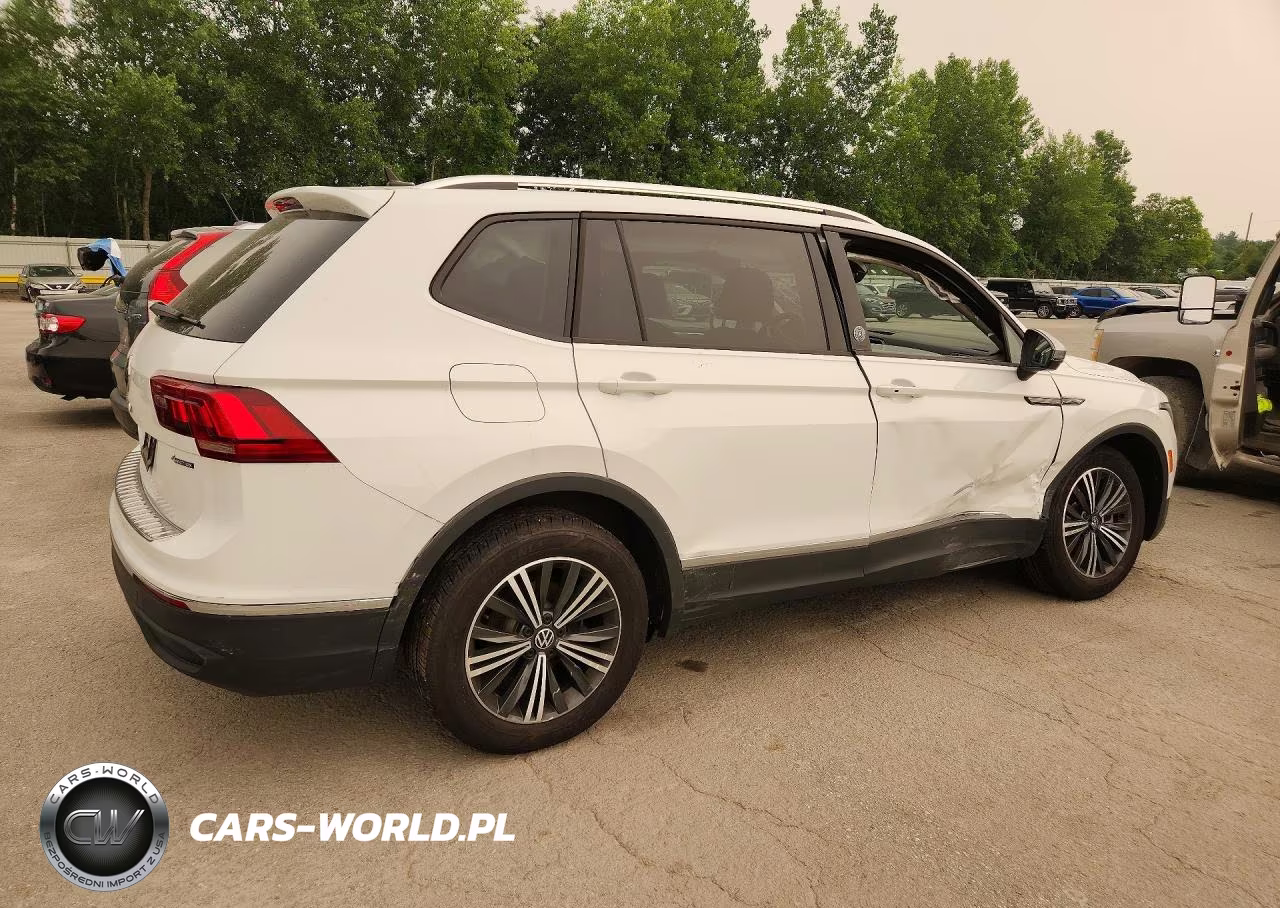 2024 Volkswagen Tiguan Wolfsburg VIN:3VVAB7AX8RM223837 - 3