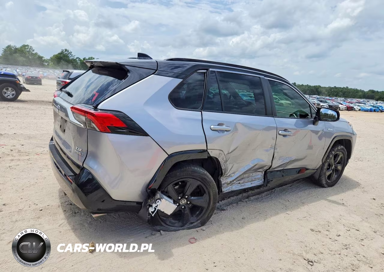 2020 Toyota Rav4 Xse VIN:JTME6RFV4LD502843 - 3
