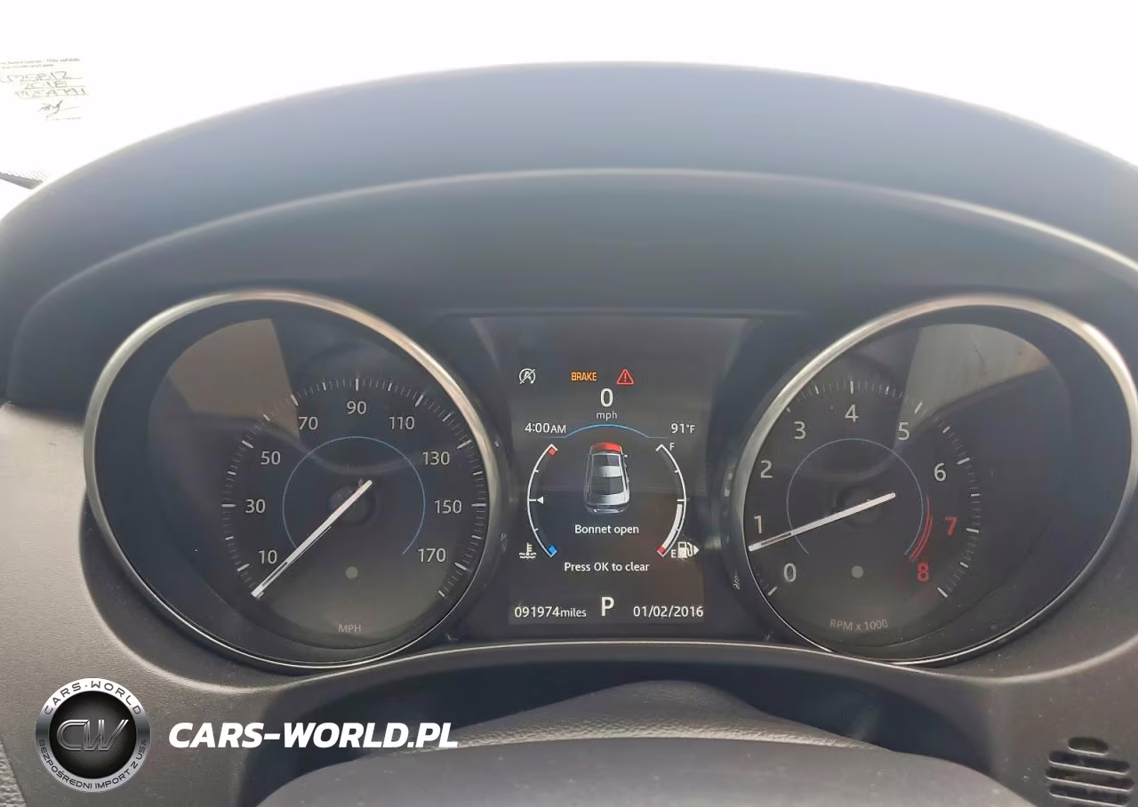 2018 Jaguar Xe Premium VIN:SAJAJ4FX4JCP25812 - 9