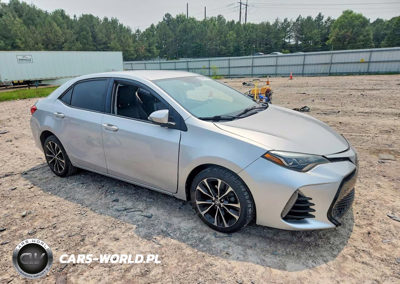 2018 Toyota Corolla Se VIN:2T1BURHE1JC064329 - 4
