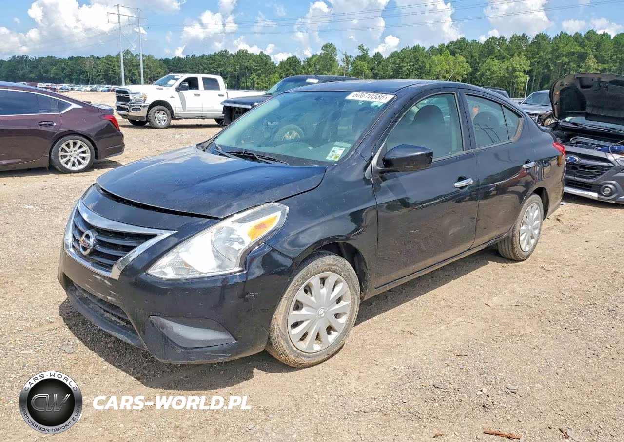 2019 Nissan Versa Sv