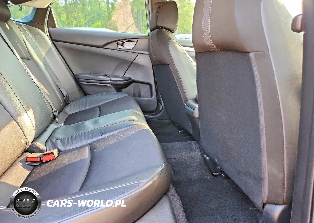 2019 Honda Civic Sport VIN:2HGFC2F89KH602535 - 10