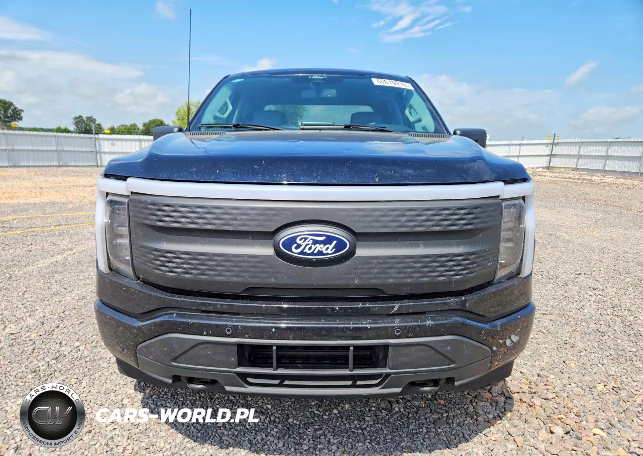 2025 Ford F150 Lightning Xlt VIN:1FT6W3LU8SWG21589 - 5