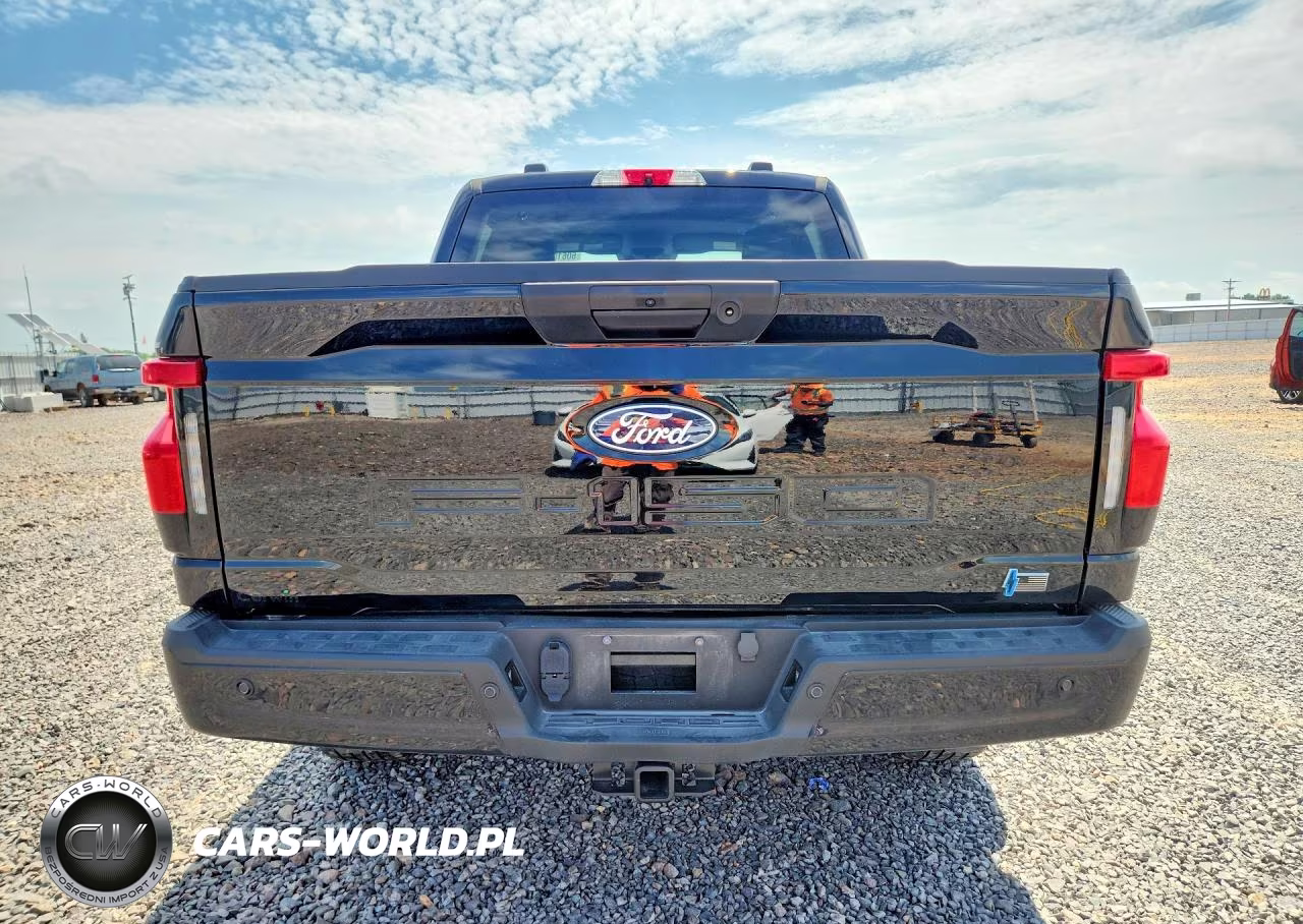 2025 Ford F150 Lightning Xlt VIN:1FT6W3LU8SWG21589 - 6