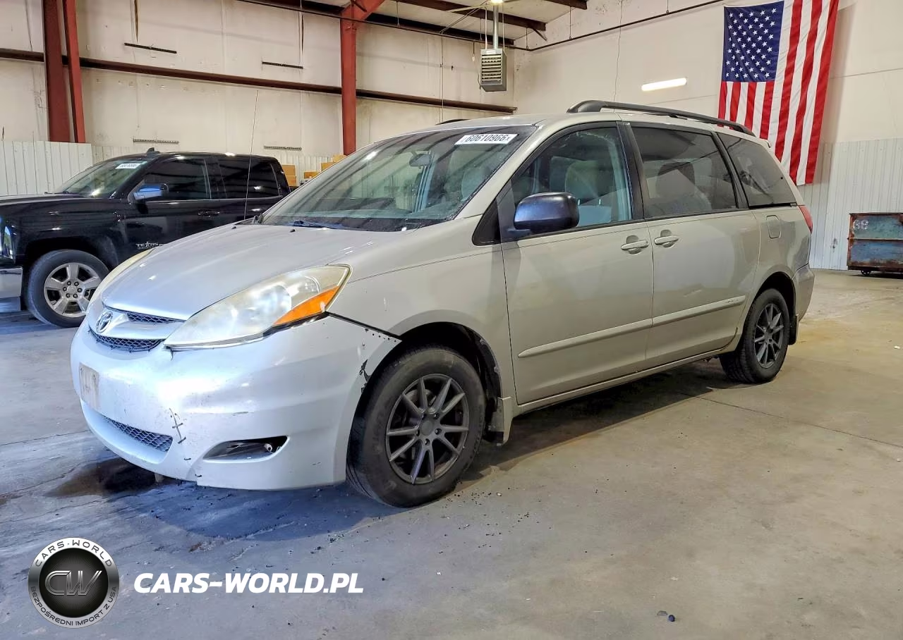 2009 Toyota Sienna Ce 8-Passenger