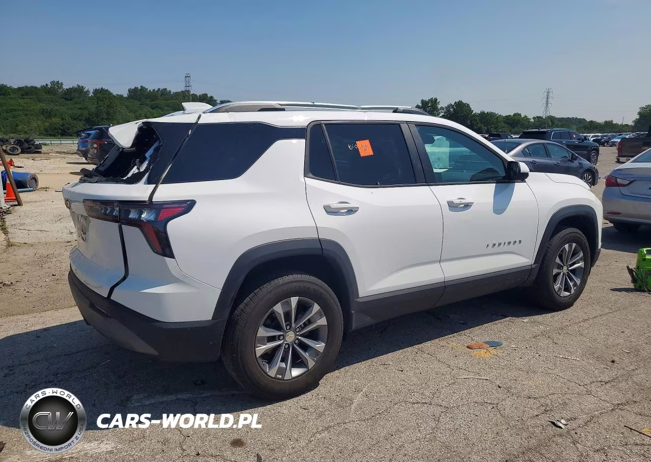2025 Chevrolet Equinox Lt VIN:3GNAXHEG3SL105844 - 3