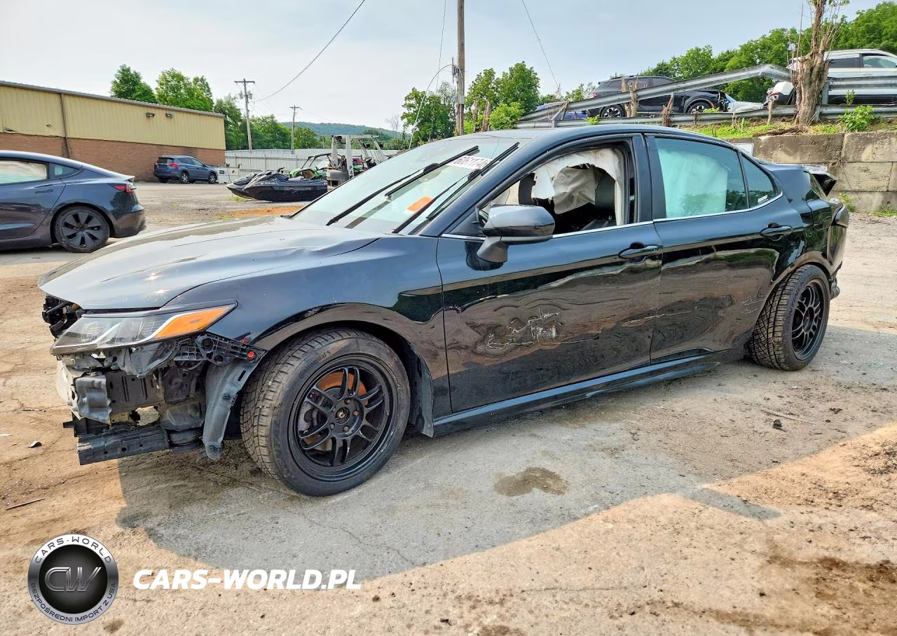 2020 Toyota Camry Se – zdjęcie 1 z 12