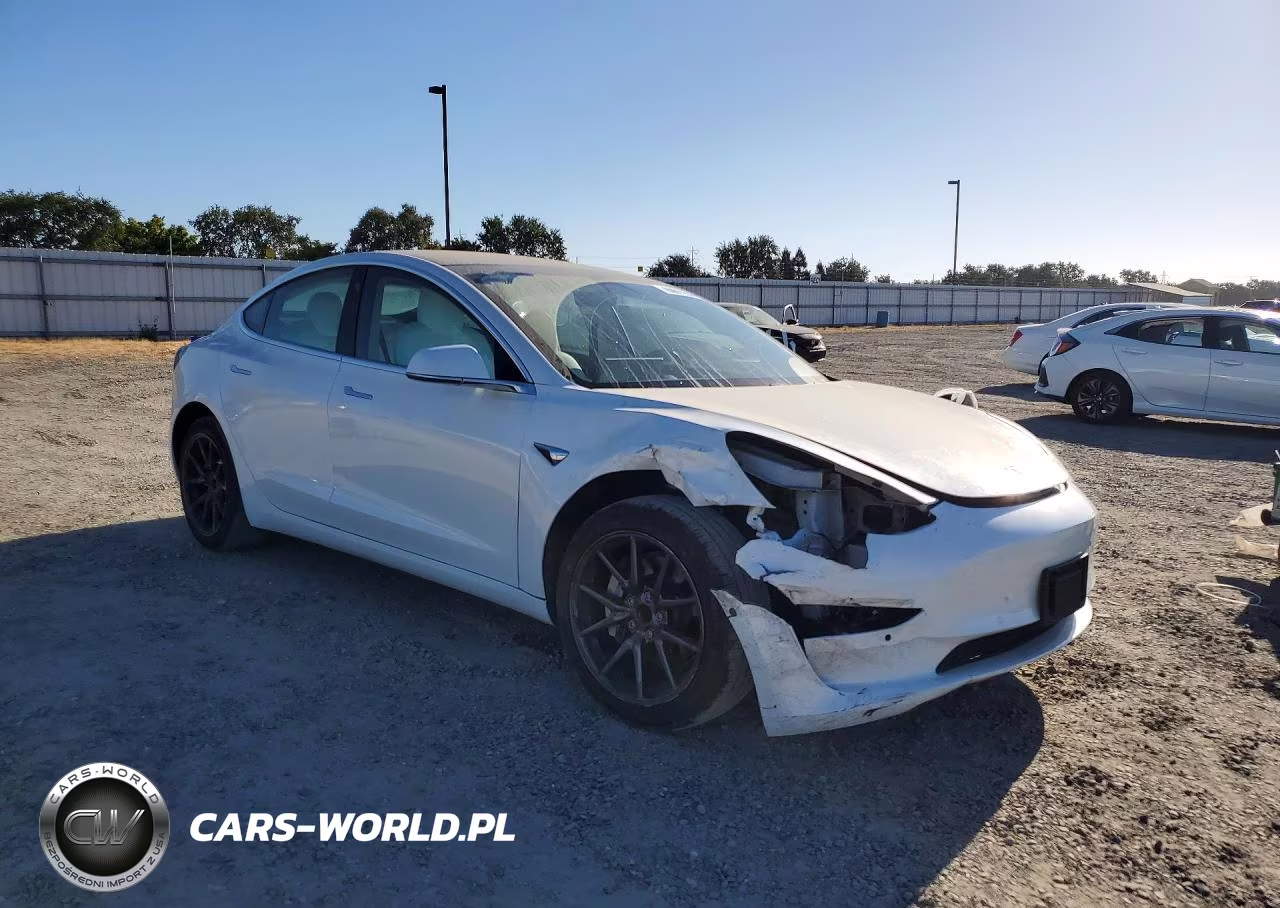 2020 Tesla Model 3 VIN:5YJ3E1EAXLF599095 - 4