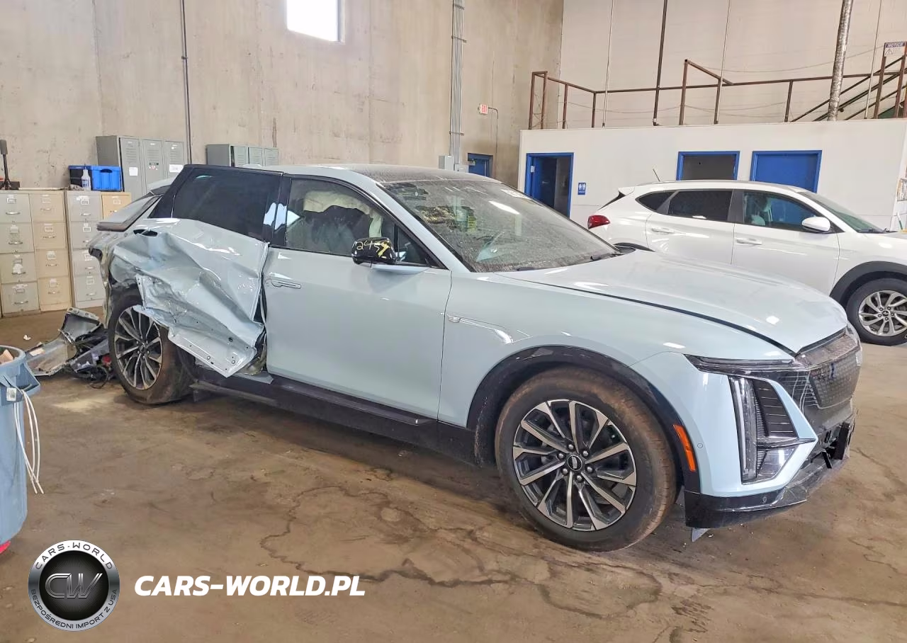 2024 Cadillac Lyriq Sport VIN:1GYKPTRL9RZ140814 - 4