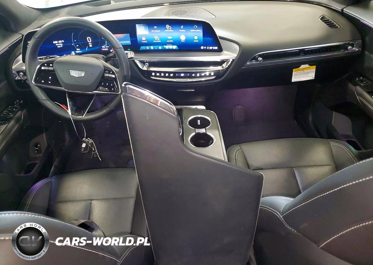 2024 Cadillac Lyriq Sport VIN:1GYKPTRL9RZ140814 - 8