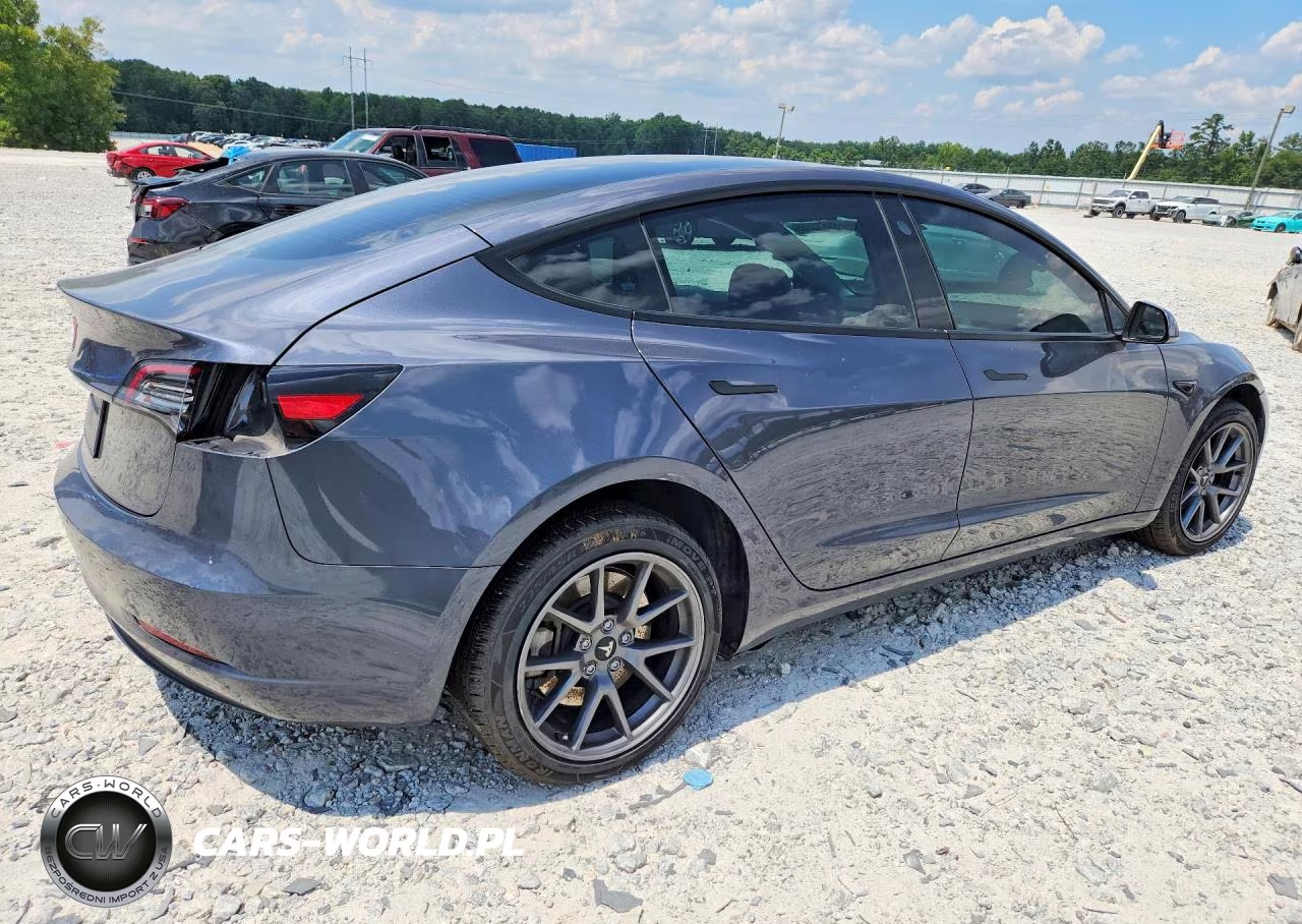2023 Tesla Model 3 VIN:5YJ3E1EA4PF421995 - 3