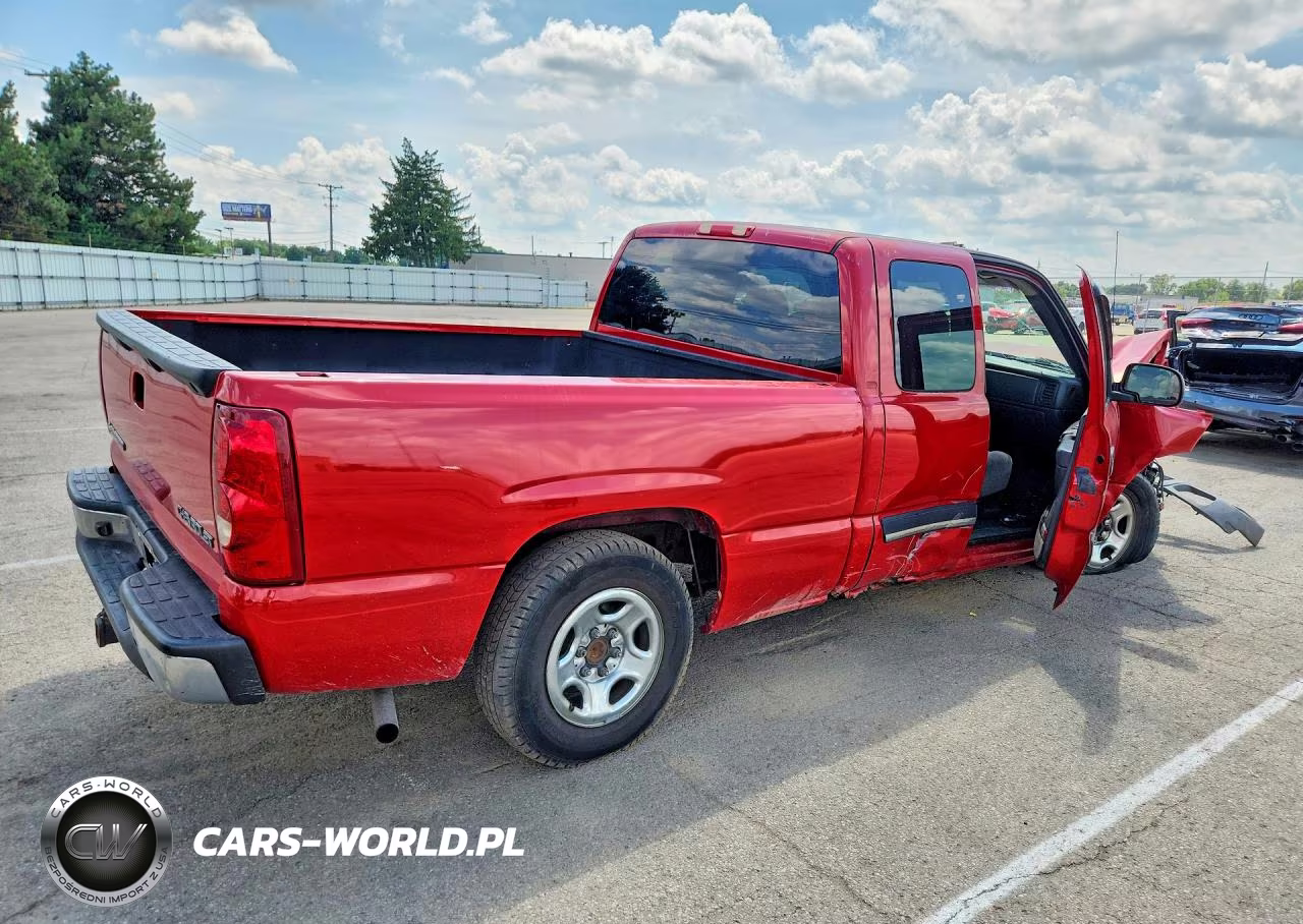 2003 Chevrolet Silverado C1500 VIN:2GCEC19TX31331063 - 3